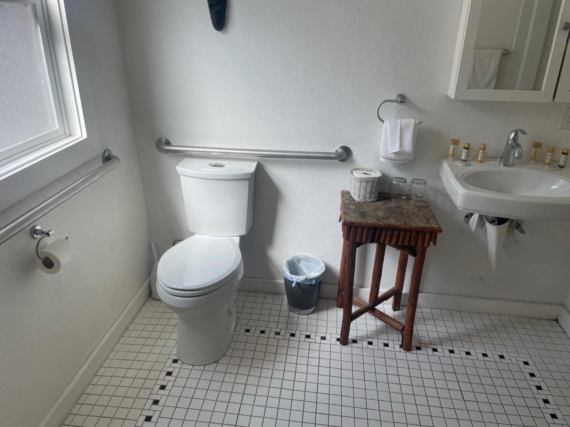 Guerneville Lodge Luaran gambar