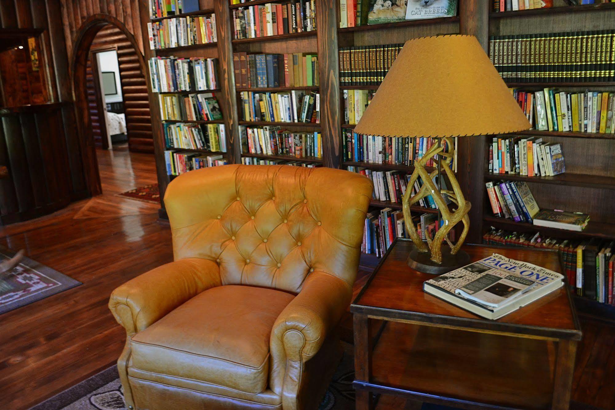 Guerneville Lodge Luaran gambar