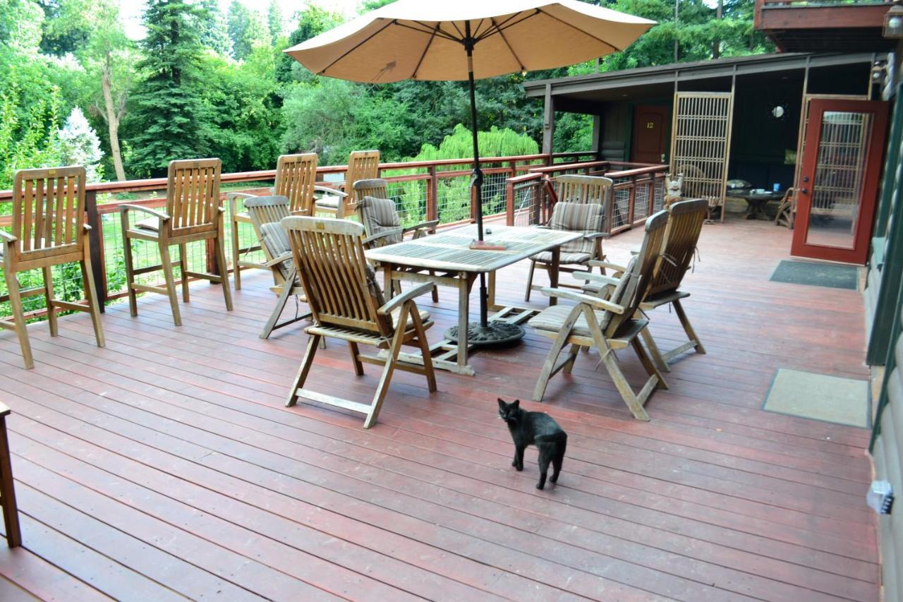 Guerneville Lodge Luaran gambar
